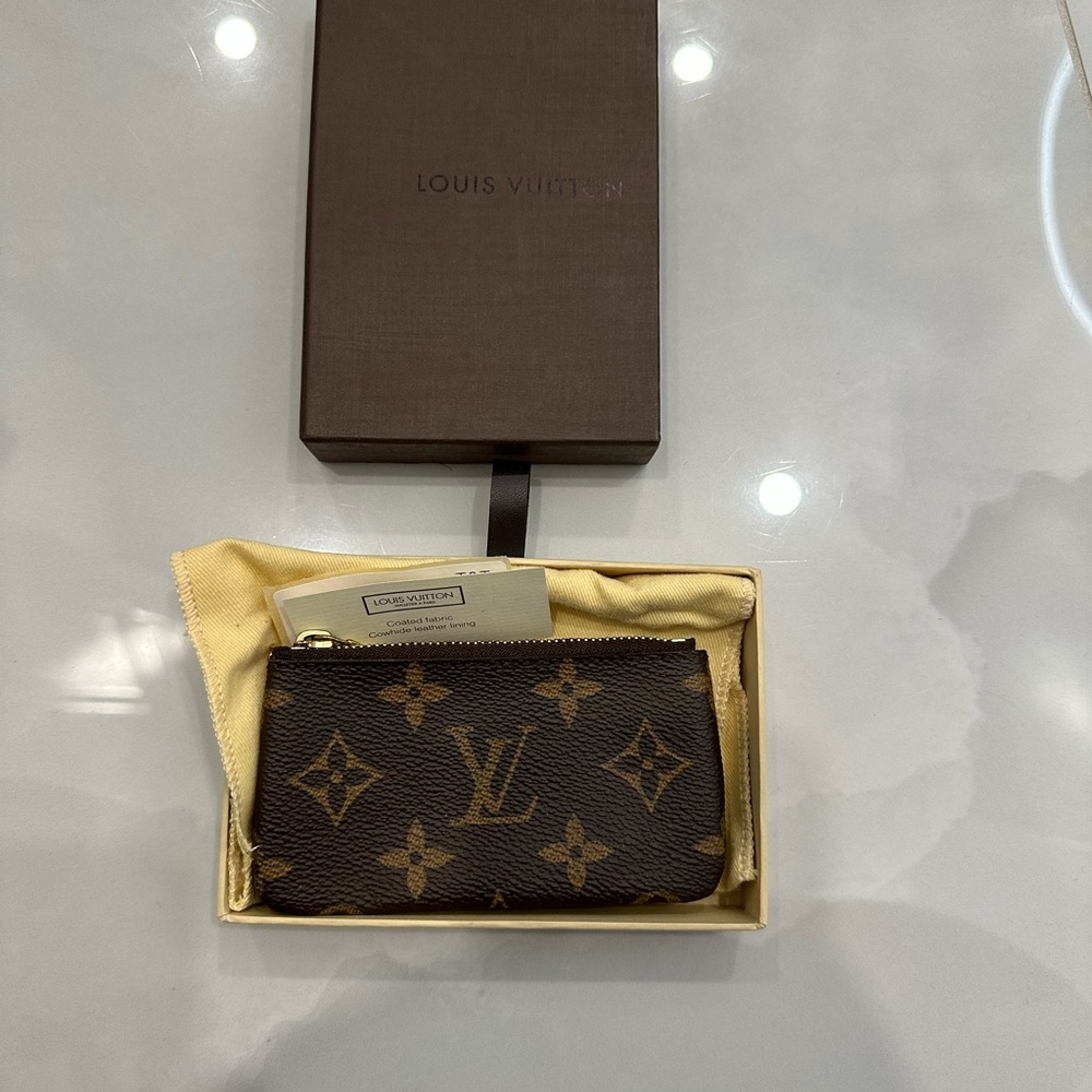 Louis Vuitton Monogram Key Cles - Picture 5 of 9